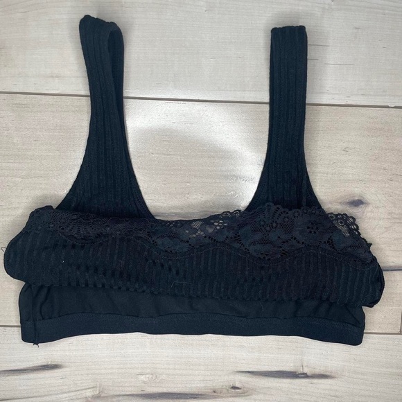 Black Ribbed Lace Bralette size Small - Picture 3 of 3